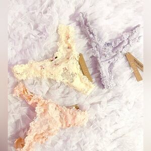 SKIMS lace dipped thong set